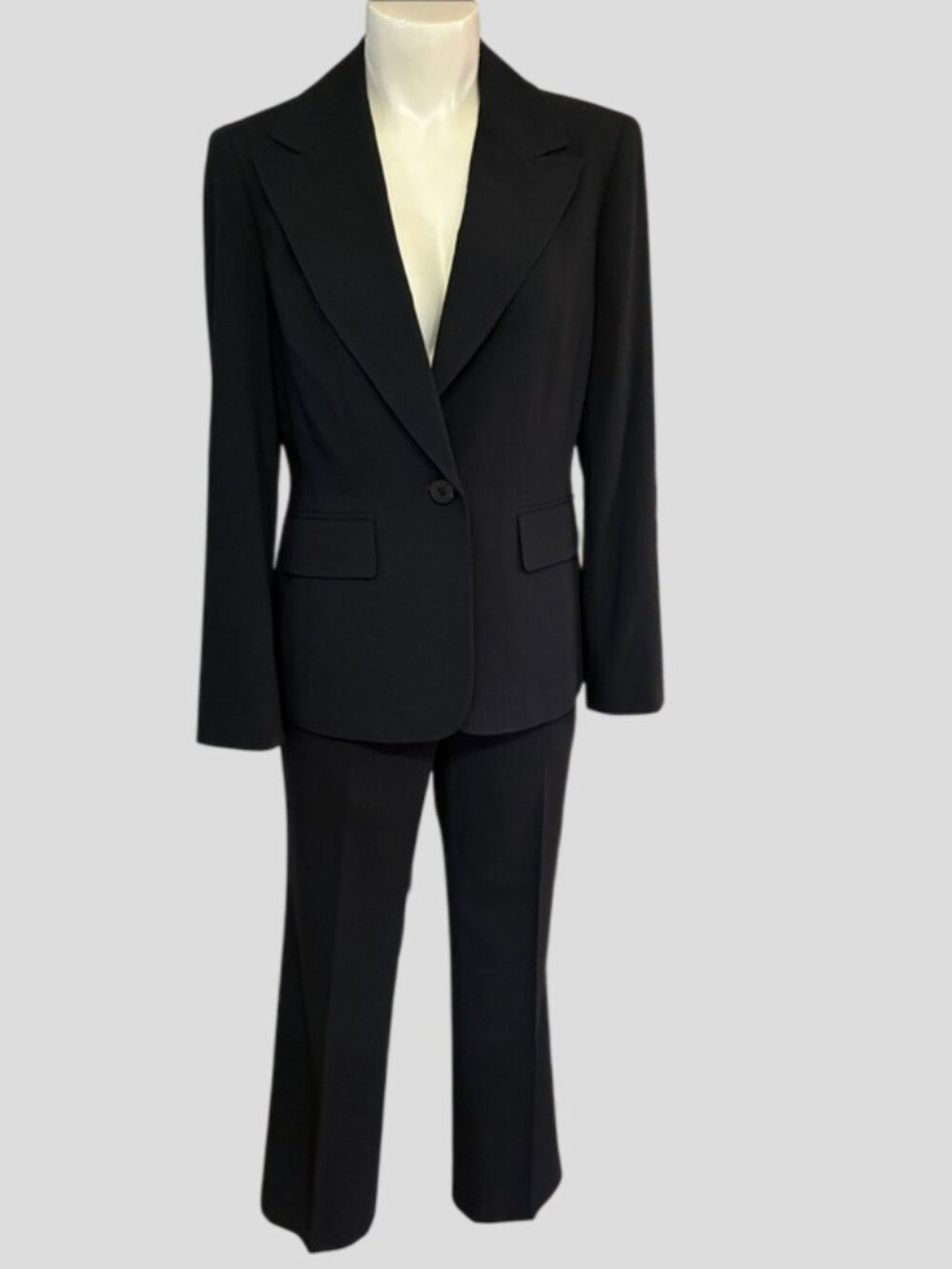 NWOT Nine West Classic Black Women's Pant Suit - Tailored Two-Piece Size 4